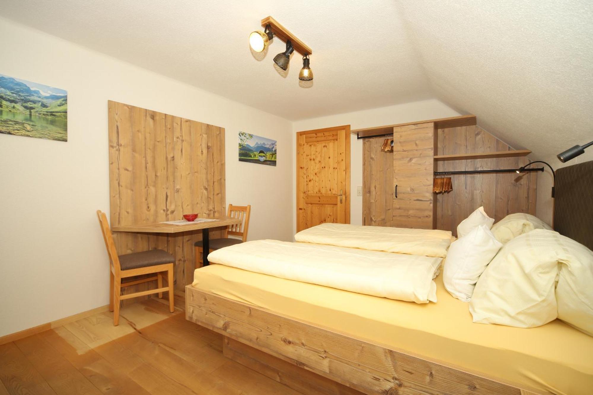 Linarhof Apartment Urlaub Am Bio Bauernhof Haus im Ennstal Exteriör bild