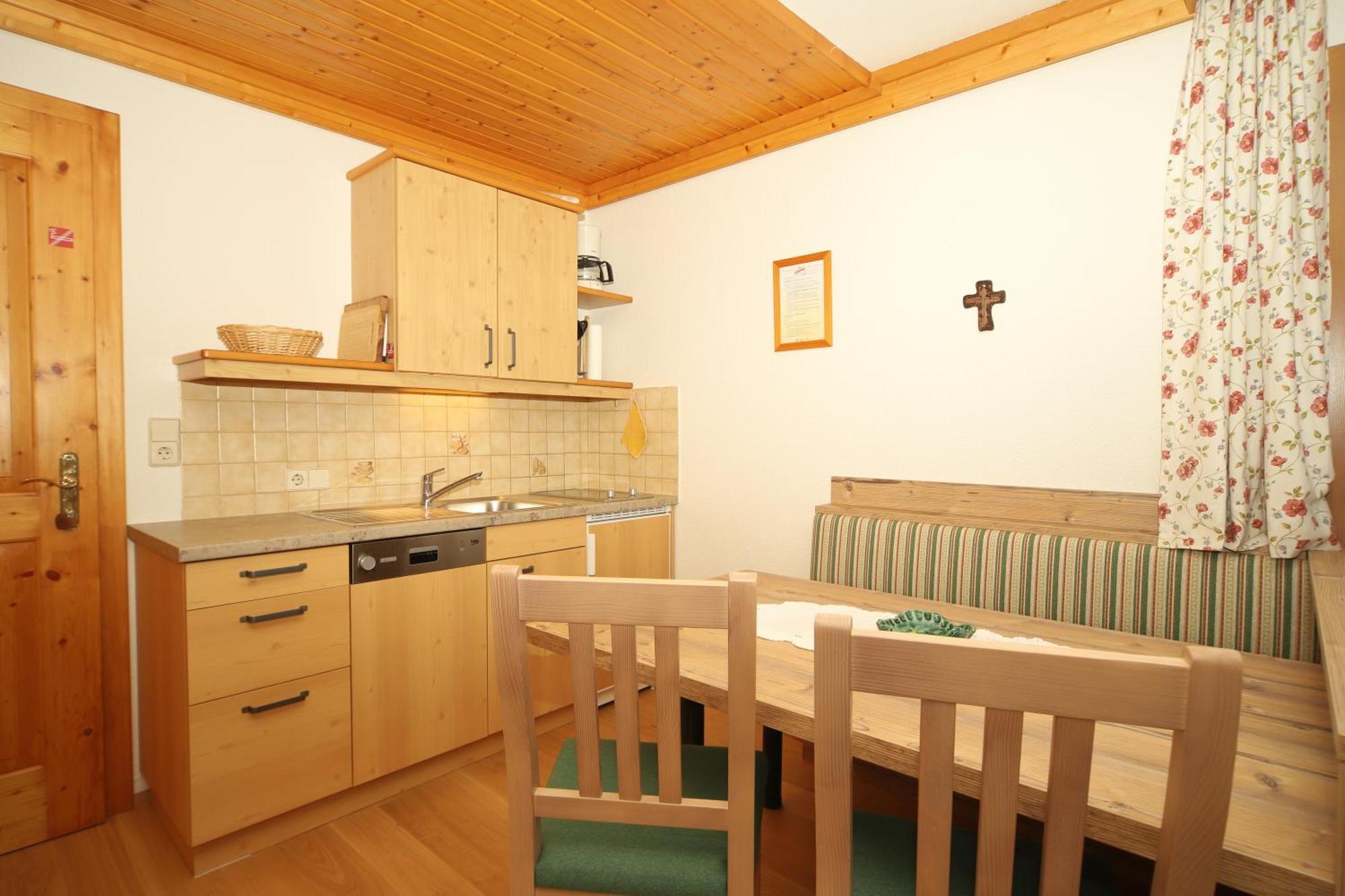 Linarhof Apartment Urlaub Am Bio Bauernhof Haus im Ennstal Rum bild